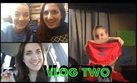 Gift Giving, Going Home, & Car Vlogging! (Vlog #2)