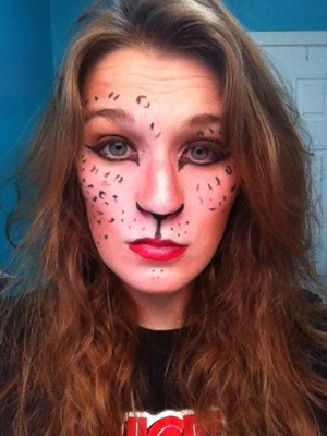 This is going to be my makeup for school tomorrow, in addition to a leopard print top! Happy Halloween! Xoxo