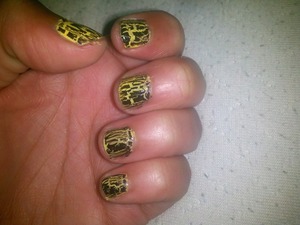 (07/03/11) Sally Hansen Hard As Nails Xtreme Wear in "Mellow Yellow" with OPI in "Black Shatter" over it!