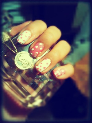 White and pink polka dot nails :)