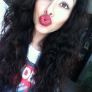 Nice bouncy curls , bold lip ,California <3 