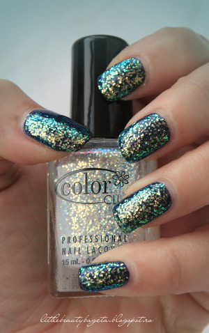 more photos here: http://littlebeautybagcta.blogspot.ro/2013/02/peggy-sage-meets-color-club.html