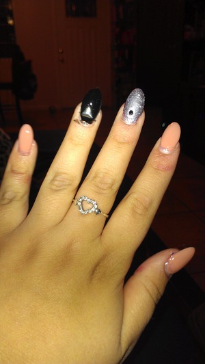 Nude colored nails with black & silver 