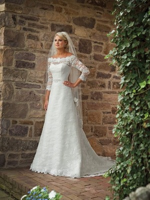 Bridal-Gowns-CMB2085
View more: www.carinadresses.com