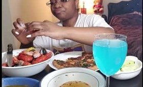 PIZZA AND SEAFOOD MUKBANG!! WHY NOT??