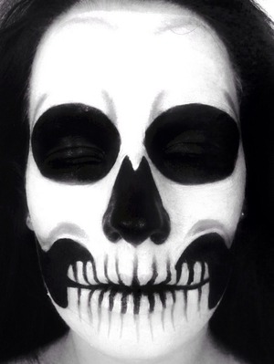 Halloween skull face