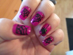 Spider nails