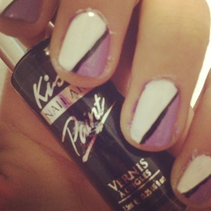 Purple white and black half n half nails!