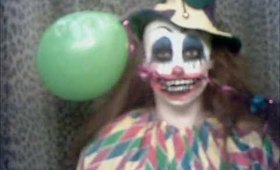 halloween make up effed up clown