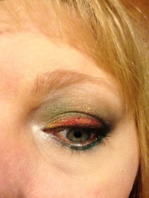 Red gold and green coastal scents metal mania