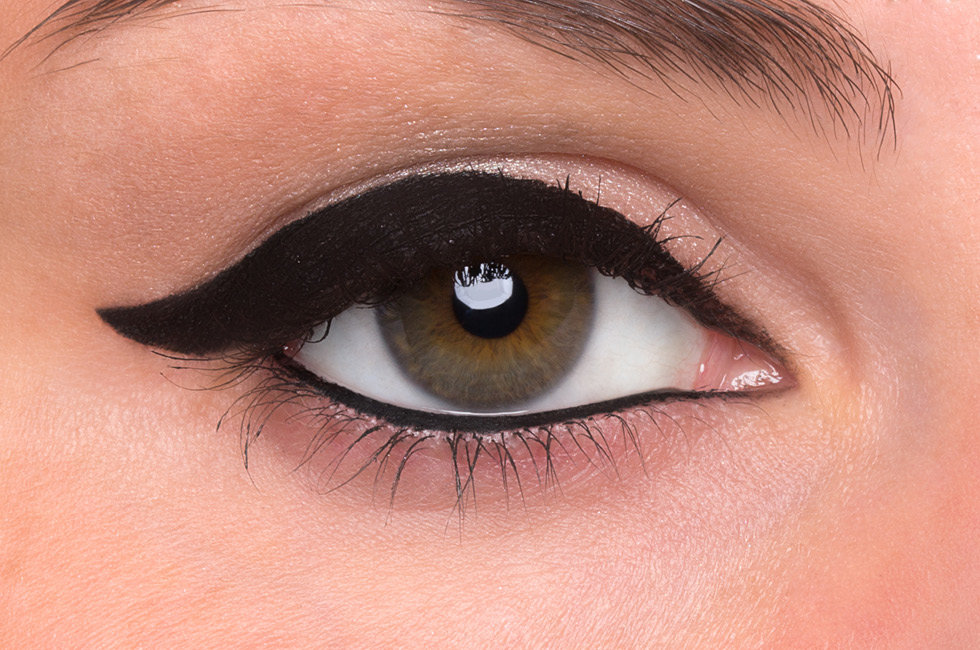 How To Do Winged Eyeliner or Cat-Eye Liner