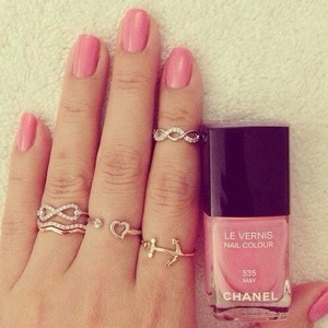 #rings #nails #pink 