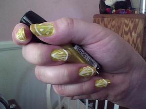 Lemon nails