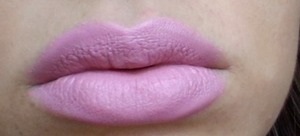 mac lipstick in snob 