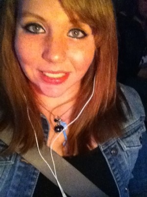 This is the look I used going out with my friends. Enjoy :) 