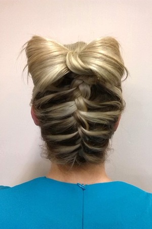 Easy to do :) elegant upstyle :D x 