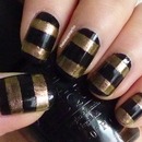 Metalic Stripe Nails