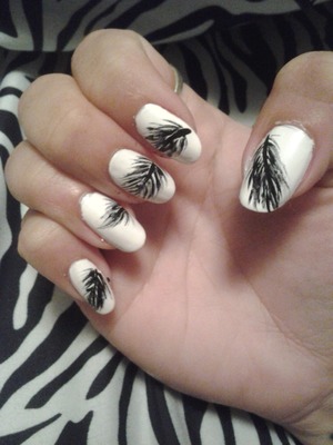 Feather nails inspired by you ladies