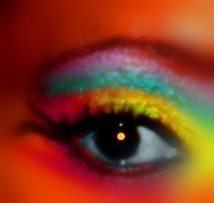 A radiant rainbow colored eyes for a breathtaking effect!