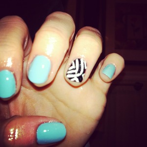 Aztec nails 