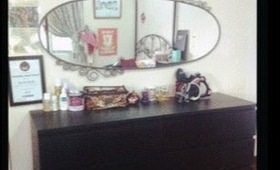 How I Organize my Vanity Area