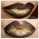 Black and Gold Ombre Lips
