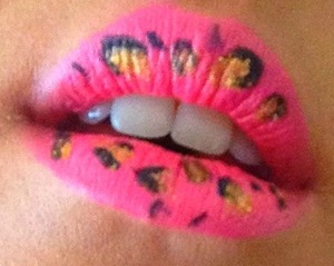 So easy to do takes literally 2mins to do these funky lips 