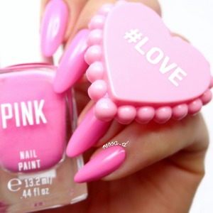 Pink polish,Pink statement ring 