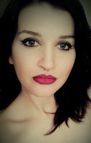 red lip and cat eye