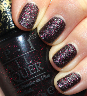 Swatch of the new Liquid Sand texture, OPI - Stay the Night

For more pictures, visit my blog: http://enamelmylicious.blogspot.com/2013/01/opi-stay-night-swatches-and-review.html