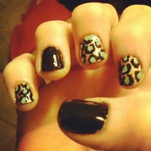 My gold black and teal leopard nails 