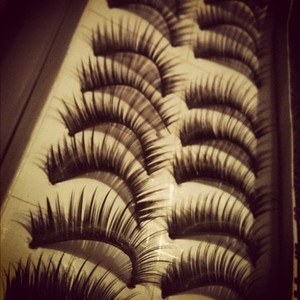 LASHES, can't get enough of them !