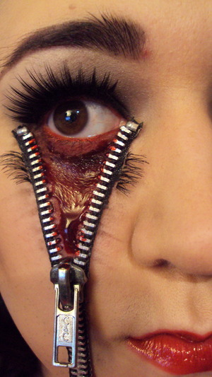 Zipper Eye v.2011 (Halloween 2011)