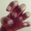 blue manicure 