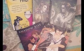 Library Haul #1 | Graphic Novels