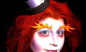 Tim Burton's Alice in Wonderland: Mad Hatter Makeup Tutorial