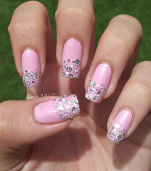 For the Swatch of the base : http://www.beautylish.com/f/rmnpgxy/pink-or-lavender-nails- 