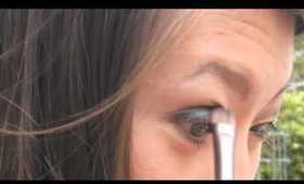 Gold Smokey Eye Tutorial