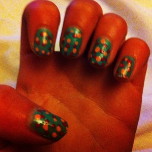 Spotty nail varnish 