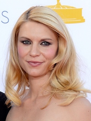http://primped.ninemsn.com.au/galleries/celebrity-beauty-galleries/2012-emmys-red-carpet-see-all-the-celebrity-beauty-looks