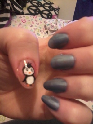penguin nails 