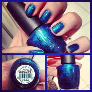 Blue sparkles :) aquamarine nails