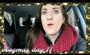MOVIE NIGHT & AN UNBOXING! | Vlogmas (Dec. 11)