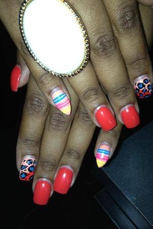 Candy stripes on top peach with a little bit of leopard. 