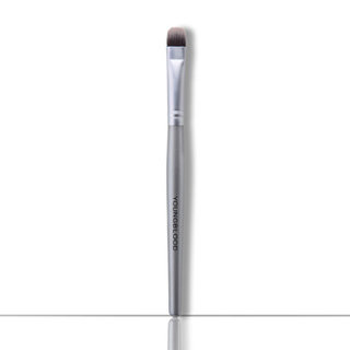 Youngblood Luxurious Shader Brush