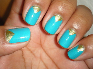 This is one of my all-time favorite manicures EVER. Perfect for poolside fabulosity. Teal - Bonita Nail Enamel, Gold - Cosmetic Arts Nail Enamel, Both purchased at Ross.
