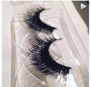 Famous mink lashes from Minxlash.com
