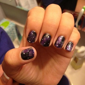 Oh My Galaxy! I'm in love with these nails! they were super easy and super cute! 

Ulta- Little Black Dress
Wet n Wild- French
L'oreal- The Mystic's Fortune
NYC- Purple Pizzazz Frost
L'oreal- Don't Hate Me Cuz
Essie- Set in Stones