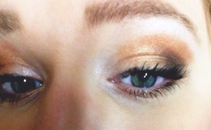 #goldeyes #greeneyes #smokylook #eyebrows