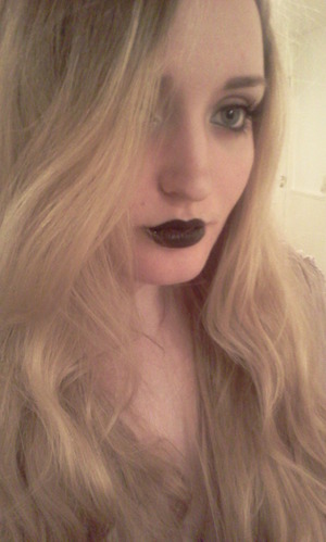 black lipstick can look good, yo